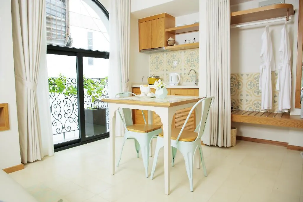 Lief Mojo Sai Gon Hotel Ho Chi Minh City 4*,  Vietnam